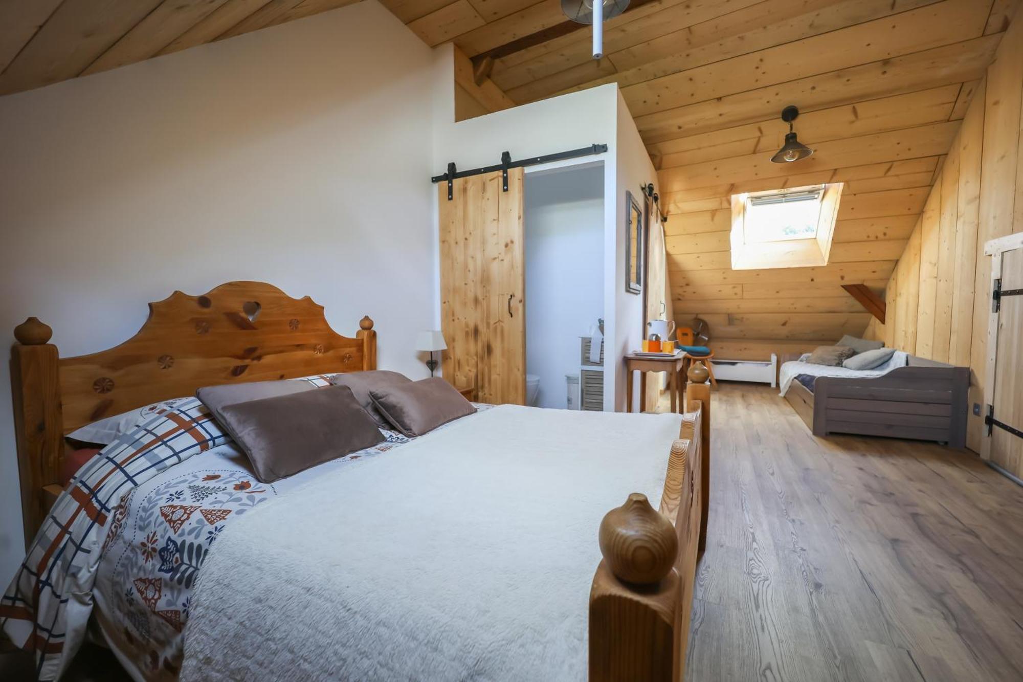 Yourtes Olachat Proche Annecy Faverges Exterior photo
